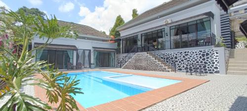 Megamendung Villa | Villa Arti Dadi