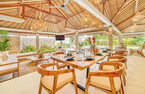 Central Seminyak Villa | Villa Barcelona - 6BDR, lush garden, private pool