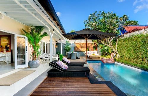 Drupadi Villa | Villa Bloom 4 - 2 King bedrooms , Sleep 4 Pax, private pool, Seminyak