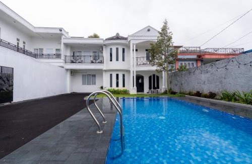 Ciloto Villa | Villa Fiorenza I