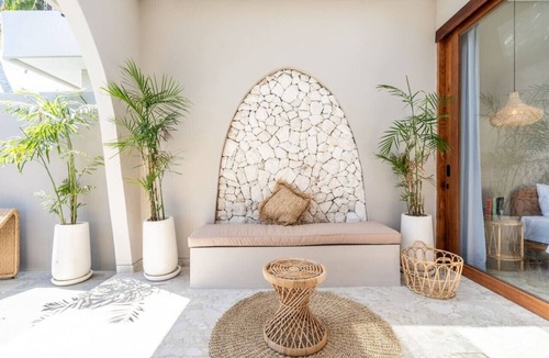 Tumbak Bayuh House | Villa Glentana - 3BR EPIC Sunset Villa