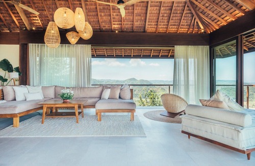 Praya Barat Villa | Villa Jati at Tampah Hills