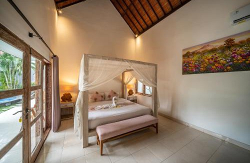 Drupadi Villa | Villa Kangaroo Seminyak, 2BR private pool villa close to double six beach