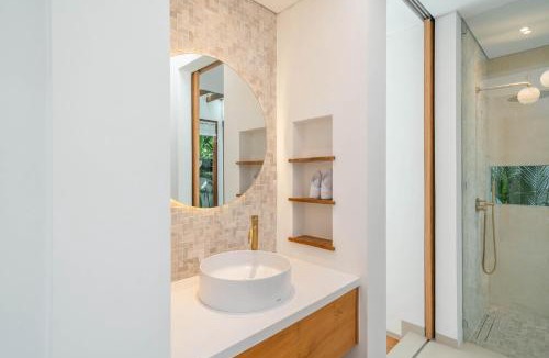 Pererenan Villa | Villa Lilu : Stunning 1BR Villa Close to Beach