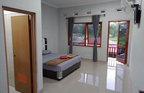 Pelabuhan Ratu House | Villa Losso famili
