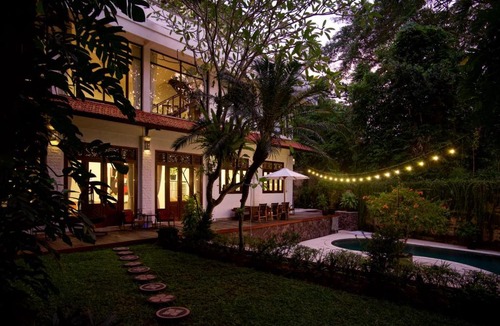 Kediri House | VILLA LUSIA RUMAH JOJO