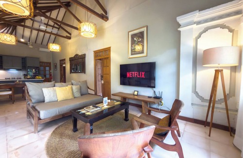 Sanur Villa | Villa Matahari Terbit - Close to the fast boats and marina at Sanur Beach