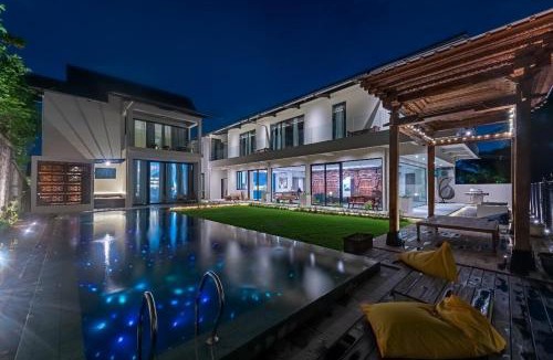 Citaringgul Apartment | Villa Mewah Daya Tampung Banyak dengan Pemandangan Golf Course di Sentul Bogor