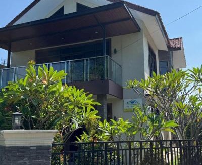Majalengka House | Villa Munjul Indah - Majalengka
