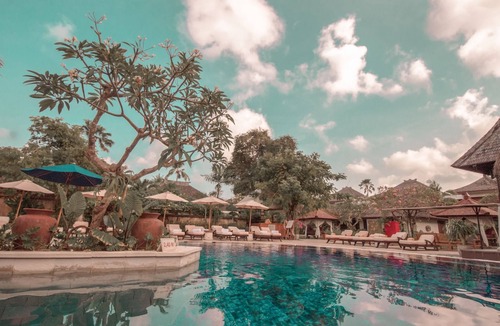 Kartika Plaza Villa | Villa near the Beach for couple or honeymooners