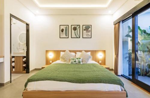 Tibubeneng Villa | Villa Paddies - Charming 2 BR Canggu with Aircon Living High Speed Wi-Fi