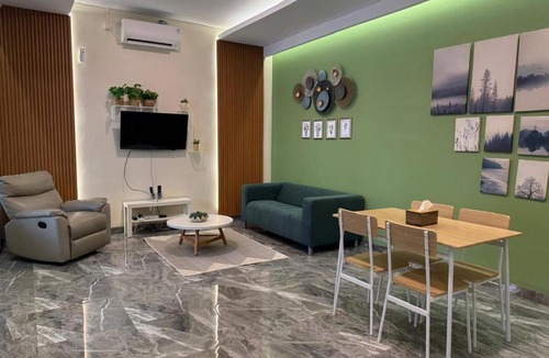Serpong Villa | Villa Palm Springs by REQhome