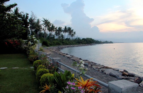 Pemaron Villa | Villa @ Pamaron Singaraja. Sunset view.