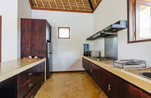 Candi Dasa Villa | Villa Sasoon 3, 100 mt to Beach