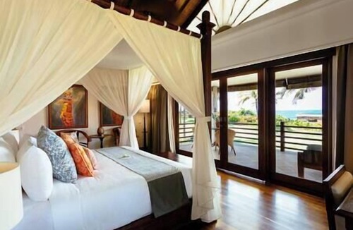 Cemagi Villa | Villa Semarapura | 5BR Luxury Oceanfront Villa | Pool & Full Staff