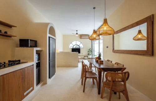 Batu Bolong Villa | Villa Sen1 3BDR - 3 Min Echo Beach