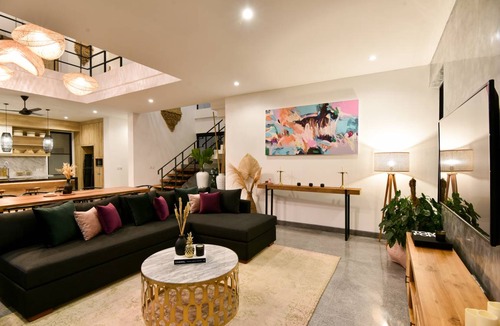 Berawa Villa | VILLA SOHO· Luxury & Indulgence - close to FINNS BEACH CLUB