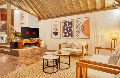 Petitenget Villa | Villa Venice - 2000m2 Garden, right behind beach
