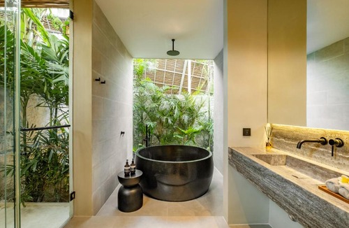 Tumbak Bayuh Villa | Villa Via Canggu