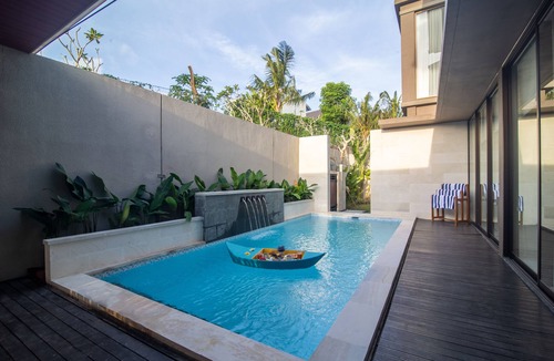 Kediri Villa | Weekly Promo Modern Family Living 3BR Villa at Tanah Lot