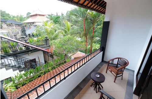 Petulu Villa | Wegy House-3BR in the center of Ubud Whit Private Pool In the Jungle