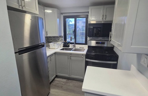 Bath Apartment | Welcome to Modern Maison Tranquil studio apartment located in beautiful Nevis