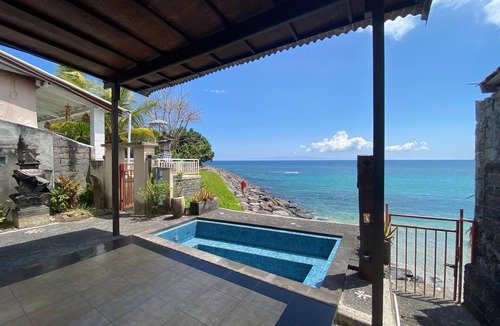 Candi Dasa Villa | Welcome to our oceanfront villa!nn