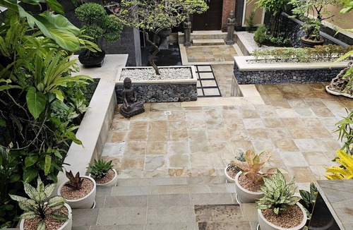 Tabanan Villa | Welcome to Serenity Villa. Mere mention of Bali evokes thoughts of a paradise.