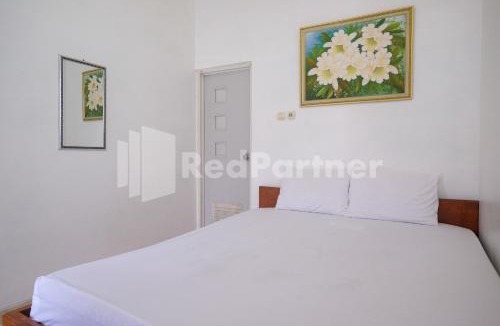 Karanganyar Hotel | Wisma Giri Mulyo B near Grojogan Sewu Mitra RedDoorz