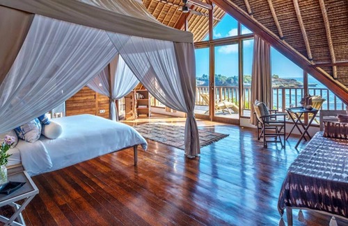 Mushroom Bay Villa | Your Family will love the Exclusive Balinese Service at Your Private Villa in Nusa Lembongan