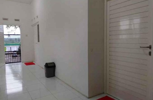 Tumpang House | Yustin Family Homestay Syariah Malang