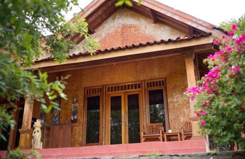Gili Gede Villa | Yut's Inn Flower Paradise Gili Gede