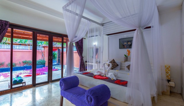 1 BR private pool Villa in kuta near the beach in Denpasar