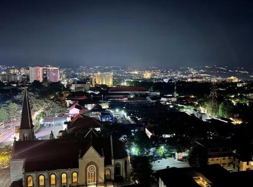 2BR Apt, CBD Braga, City Center, El Royale Hotel in Bandung