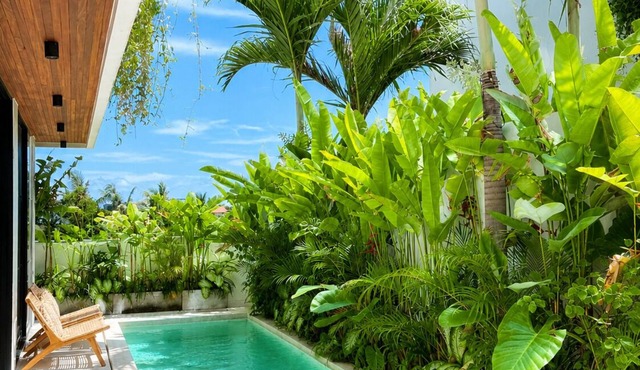 2BR Private Pool Villa Near Cemagi Beach & Canggu in Badung