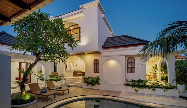 3 bed room Villa Rice View Terrace in Bali in Sukawati