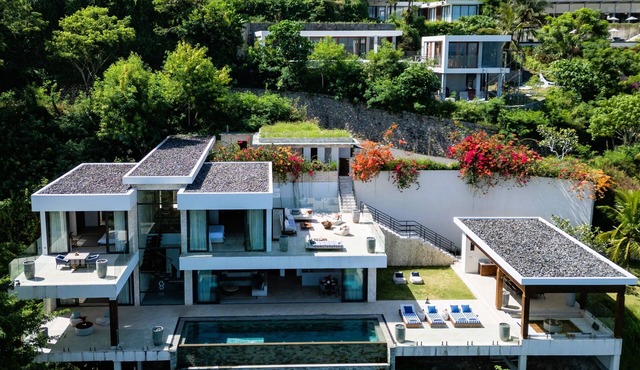 3-Bedroom Luxury Pool Residence, Selong Belanak Ocean View, Selong Selo Resort in Lombok Tengah