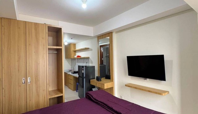 33rd Floor Luxury Studio Apartment Pollux Habibie in Batam Kota