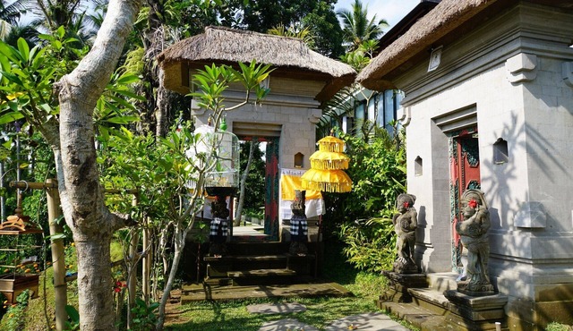 4 bedroom private pool villa in Ubud