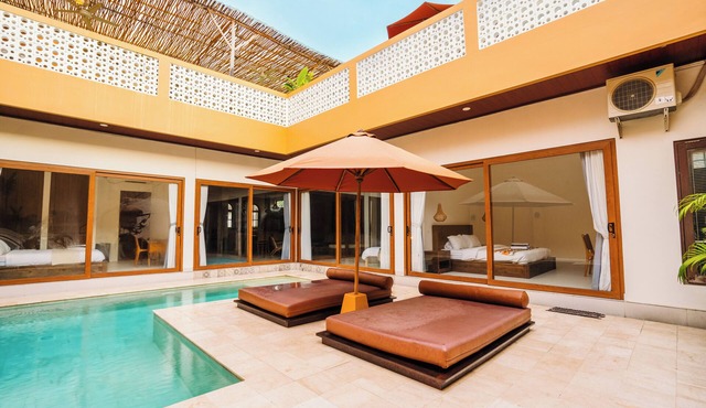 4-bedroom villa in lovely Bali with Rooftop and Private Garage in Bali