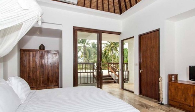 4 Br Villa Cinta with Rice Field View, Ubud in Giayar