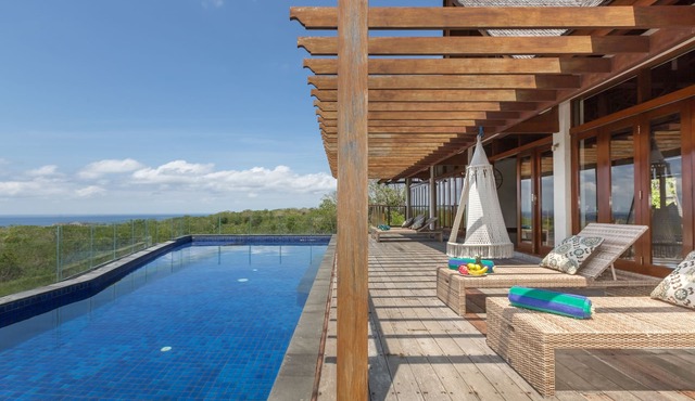 4BR Luxury and Exclusive Pool Villa With Ocean View in Nusa dua