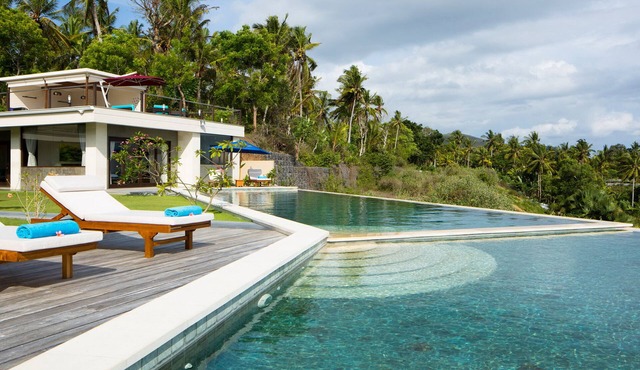 4BR Villa, Candidasa - 6Min Drive To Candidasa Beach! W/Swimming Pool! in Candidasa