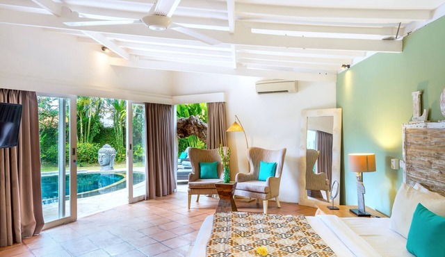 6 Bedrooms Villa in Seminyak - Perfect for Large Group or Family! in Bali