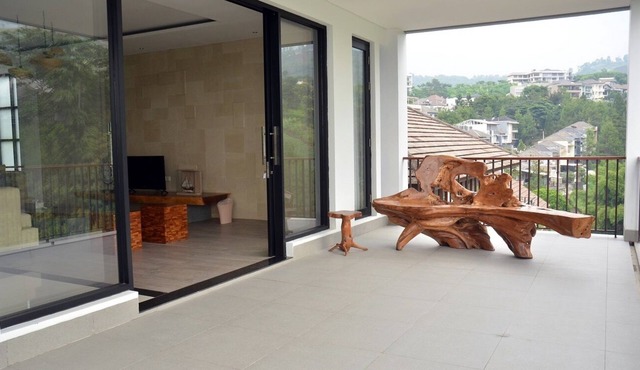 8 BR Mountain View Villa private pool 1 in Bandung
