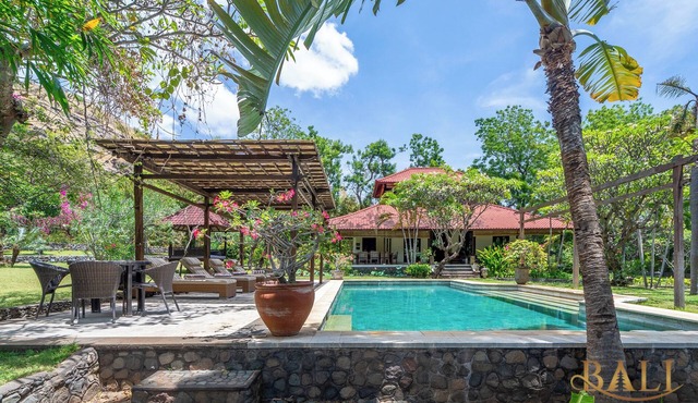 A villa with character in Pemuteran, Bali! in Pemuteran