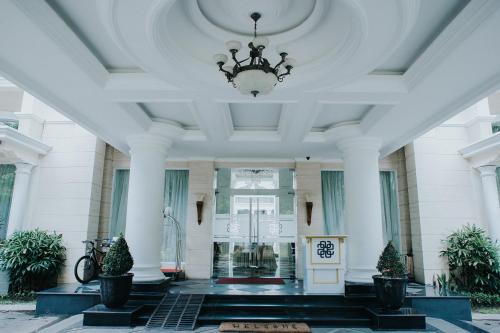 Adhiwangsa Hotel in Solo