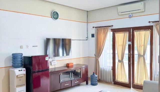 Adiputra Guesthouse Tata Bumi by HomiQ in Yogyakarta