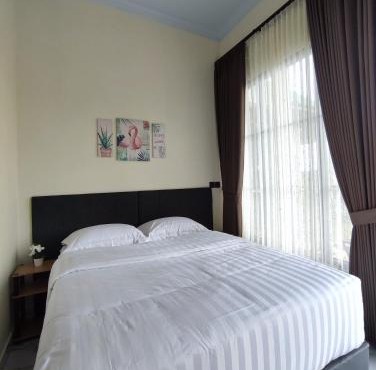 AJA Tumapaksewu Homestay in Pronojiwo