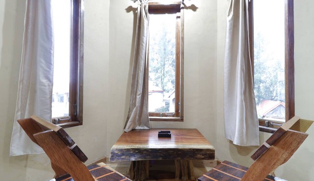Alloyna Country Cottage in Berastagi
